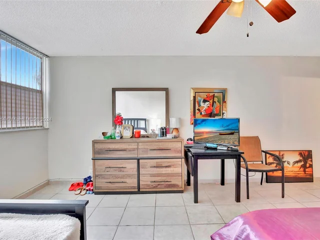 100 Golden Isles Dr # 114, Hallandale Beach FL 33009