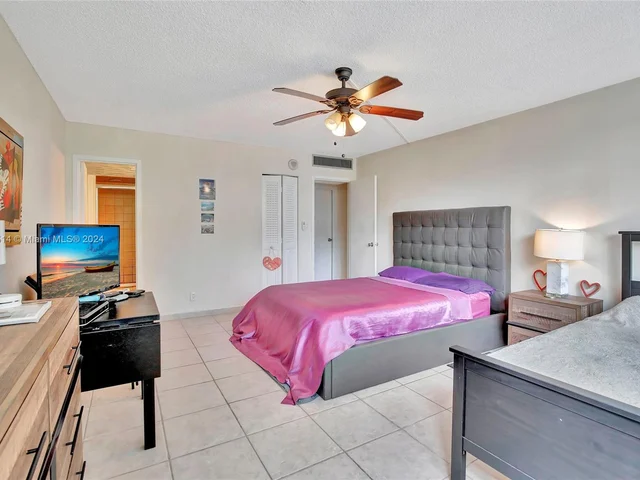 100 Golden Isles Dr # 114, Hallandale Beach FL 33009