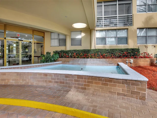 100 Golden Isles Dr # 114, Hallandale Beach FL 33009