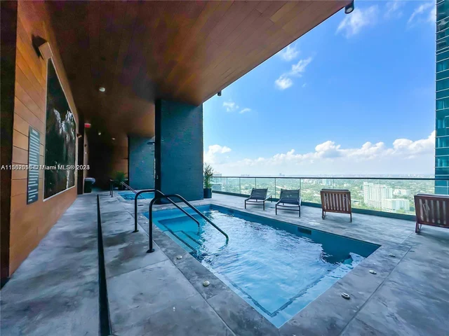 1451 Brickell Ave # 2401, Miami FL 33131