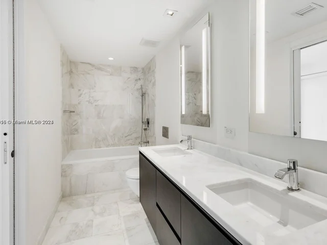 1451 Brickell Ave # 2401, Miami FL 33131