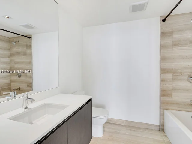 1451 Brickell Ave # 2401, Miami FL 33131