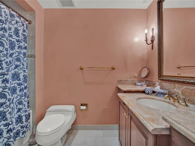 7028 SW 127th Ct, Miami FL 33183