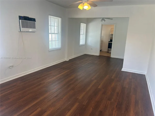 430 76th St # 4, Miami Beach FL 33141