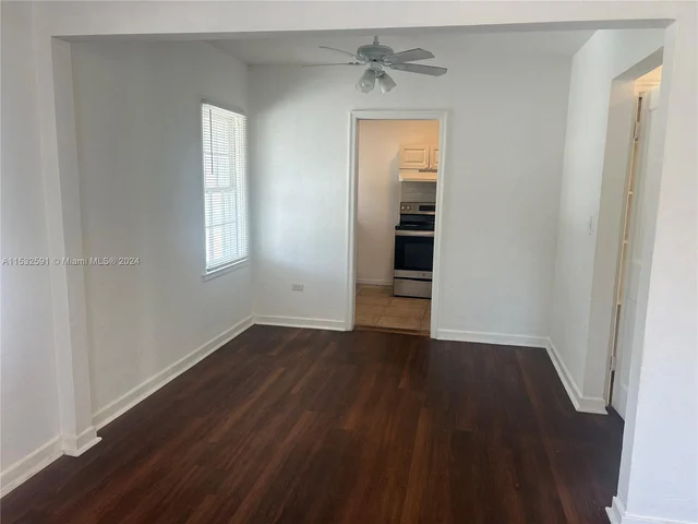 430 76th St # 4, Miami Beach FL 33141