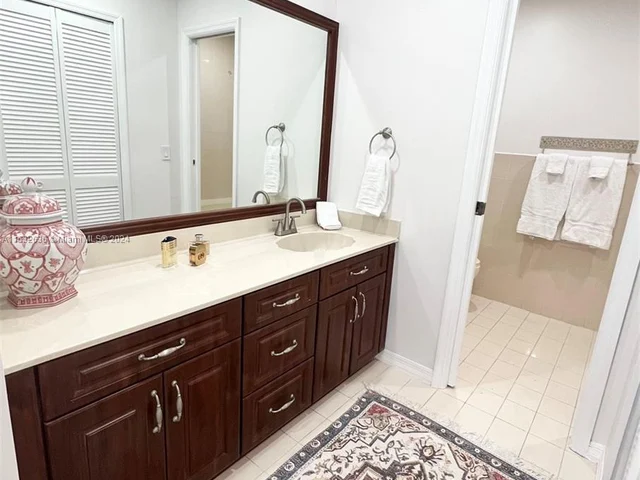 9548 SW 154th Pl, Miami FL 33196