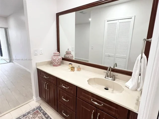 9548 SW 154th Pl, Miami FL 33196