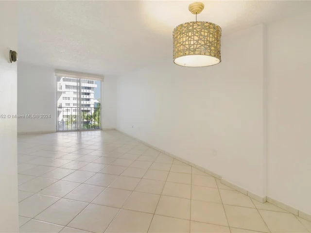 800 West Ave # 705, Miami Beach FL 33139