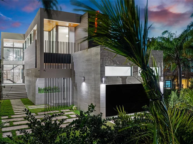 9056 Bay Drive, Surfside FL 33154