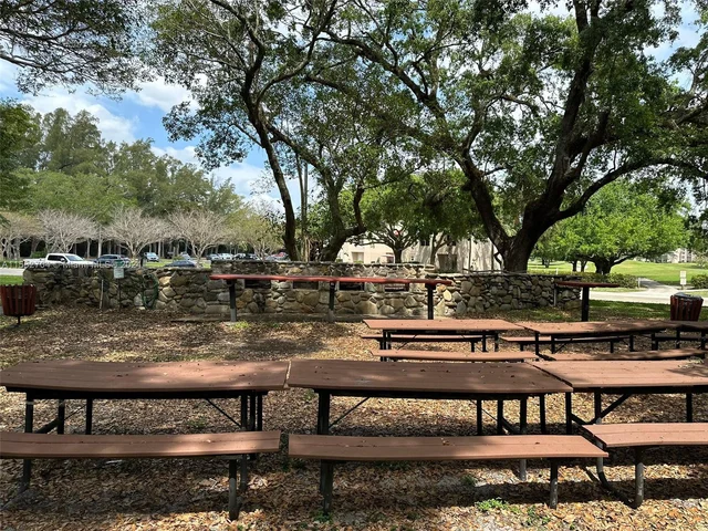 9410 Live Oak Pl # 305, Davie FL 33324