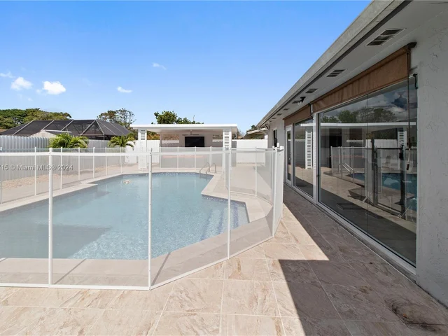 17330 SW 108th Ave, Miami FL 33157