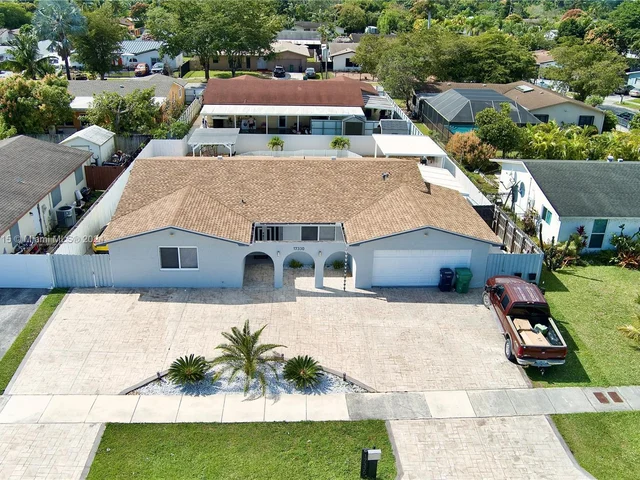 17330 SW 108th Ave, Miami FL 33157