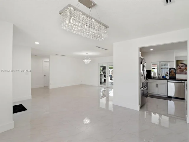 17330 SW 108th Ave, Miami FL 33157