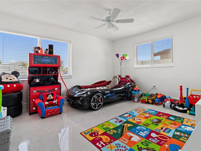 17330 SW 108th Ave, Miami FL 33157