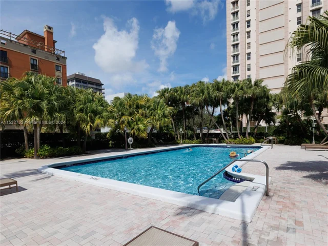 625 Biltmore Way # 203, Coral Gables FL 33134