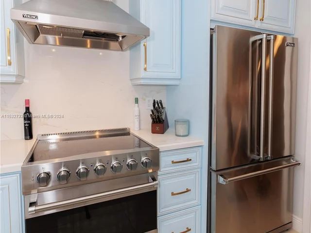 625 Biltmore Way # 203, Coral Gables FL 33134