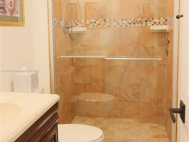 625 Biltmore Way # 203, Coral Gables FL 33134