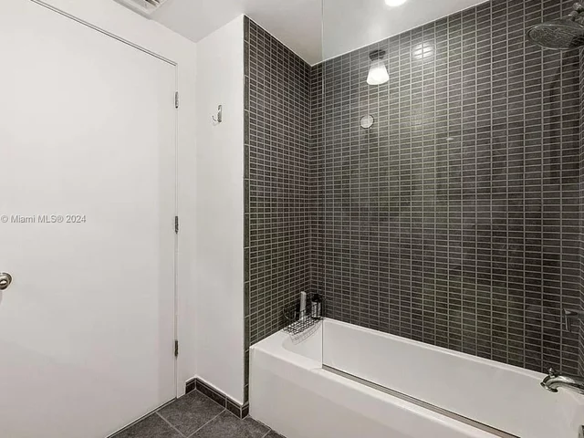 3451 NE 1st Ave # M0502, Miami FL 33137