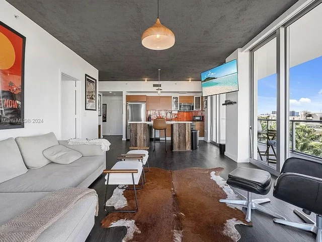 3451 NE 1st Ave # M0502, Miami FL 33137