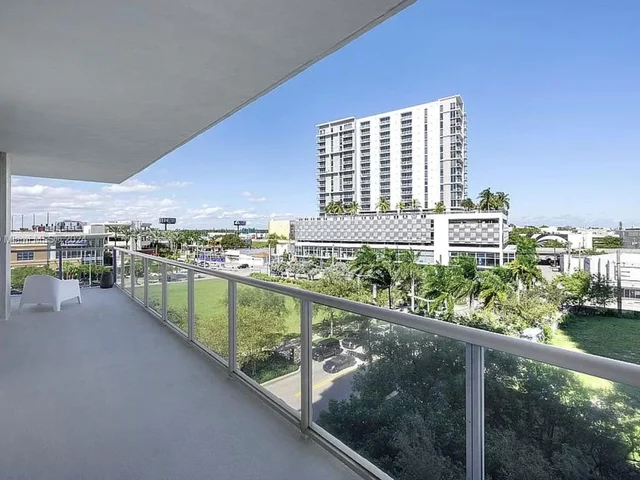 3451 NE 1st Ave # M0502, Miami FL 33137