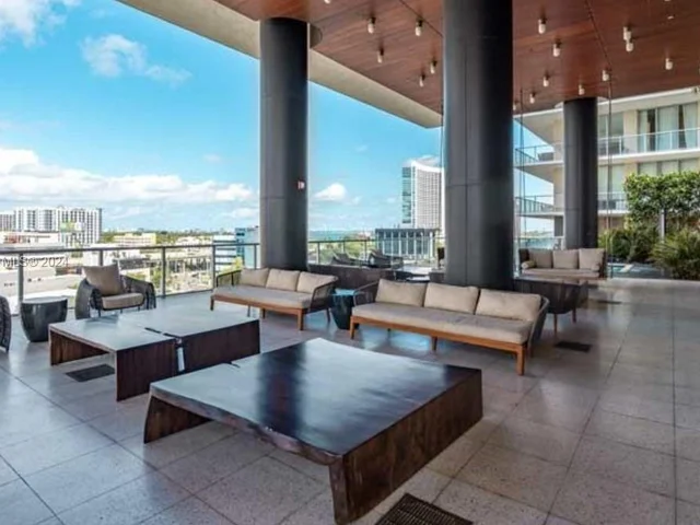 3451 NE 1st Ave # M0502, Miami FL 33137