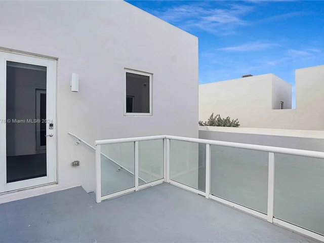 10418 NW 63rd Ter # 10418, Doral FL 33178