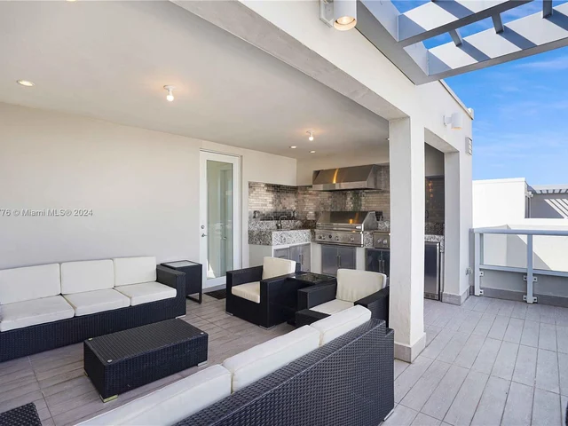 10418 NW 63rd Ter # 10418, Doral FL 33178