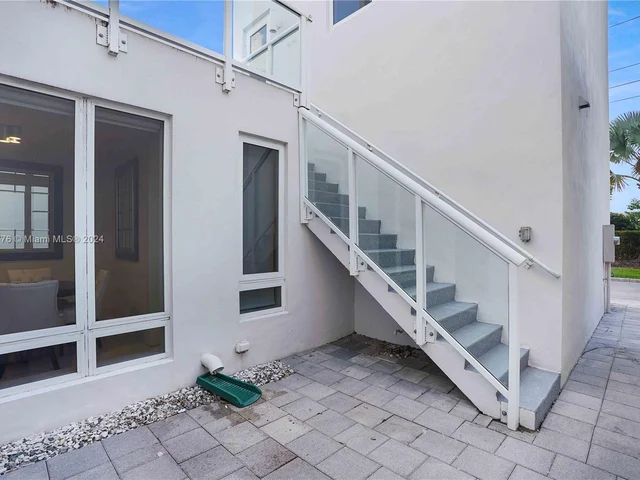 10418 NW 63rd Ter # 10418, Doral FL 33178