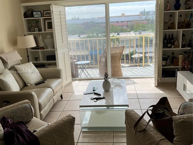 3770 NE 171st St # 401, North Miami Beach FL 33160