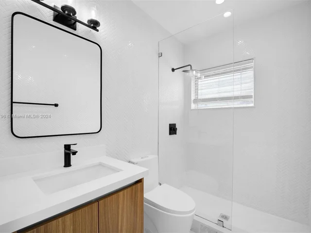 1044 Pennsylvania Ave # 17, Miami Beach FL 33139