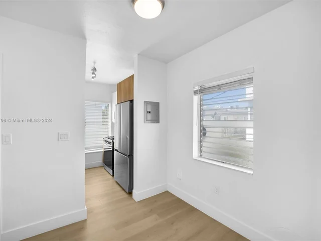 1044 Pennsylvania Ave # 17, Miami Beach FL 33139