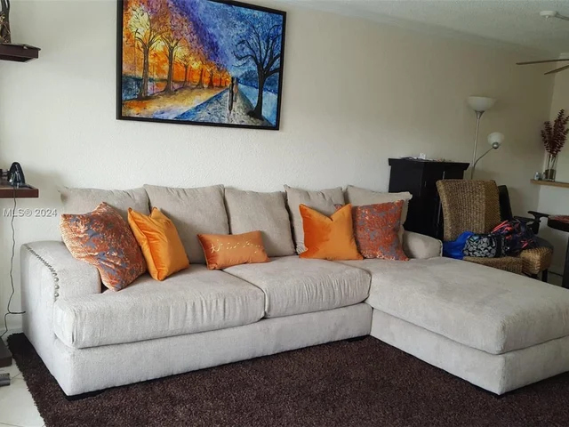 2220 N Cypress Bend Dr # 301, Pompano Beach FL 33069