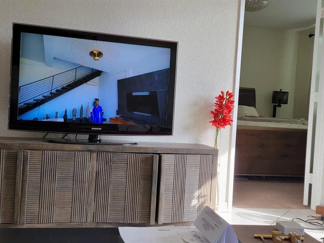 2220 N Cypress Bend Dr # 301, Pompano Beach FL 33069