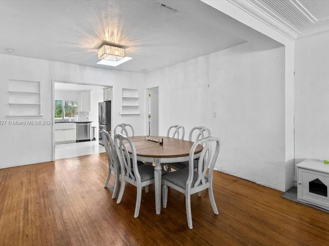 9508 Abbott Ave, Surfside FL 33154