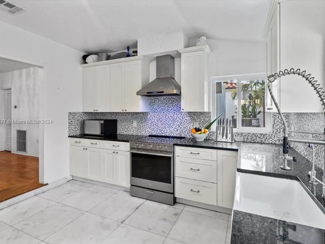 9508 Abbott Ave, Surfside FL 33154