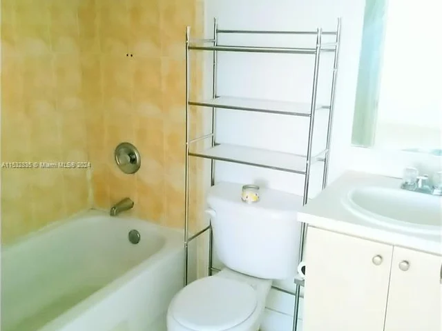 7989 NW 8th St # 108D, Miami FL 33126