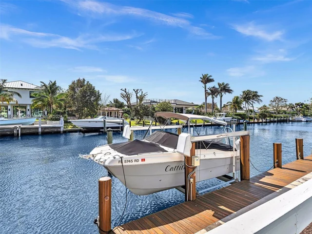 2642 Marion Dr, Fort Lauderdale FL 33316