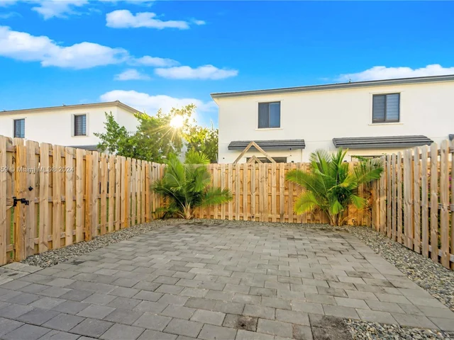 23274 SW 110th Ave, Homestead FL 33032