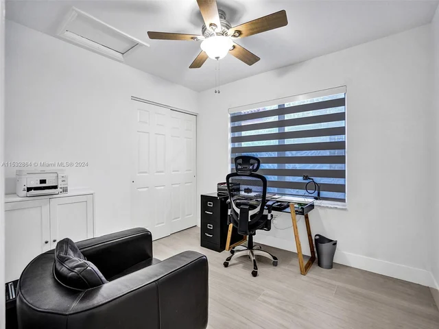 1287 NW 170th Ter, Pembroke Pines FL 33028