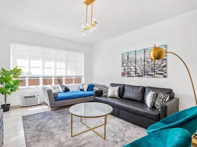 301 86th St # 3, Miami Beach FL 33141