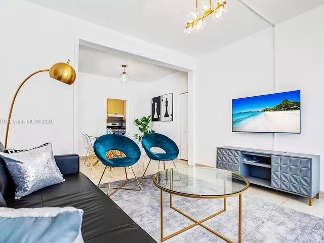 301 86th St # 3, Miami Beach FL 33141