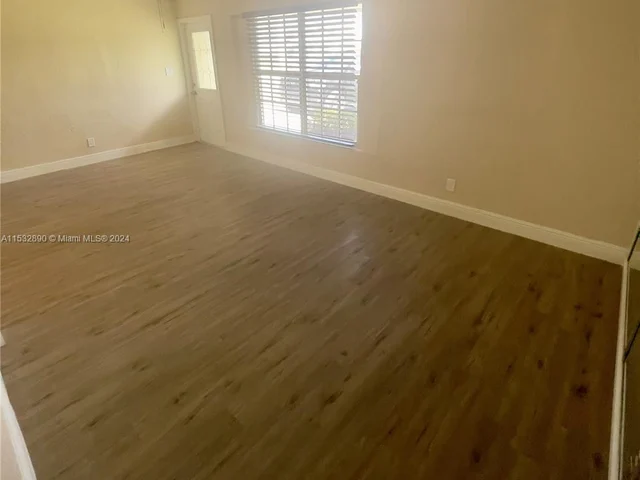 1111 NW 24th Ave, Pompano Beach FL 33069