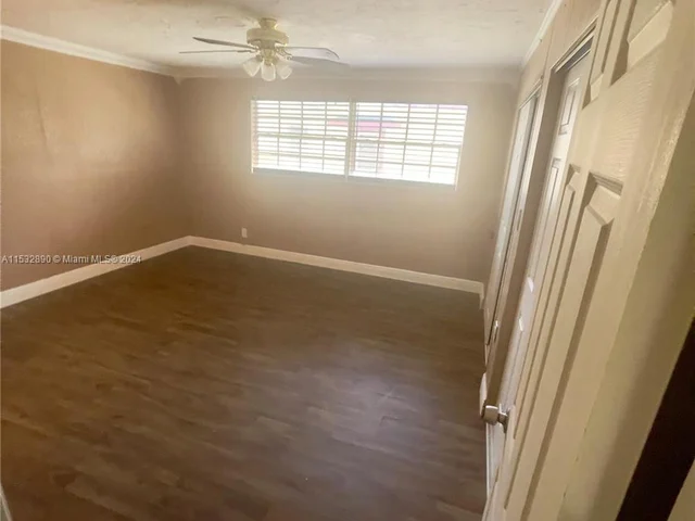 1111 NW 24th Ave, Pompano Beach FL 33069