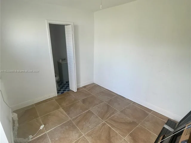 1111 NW 24th Ave, Pompano Beach FL 33069