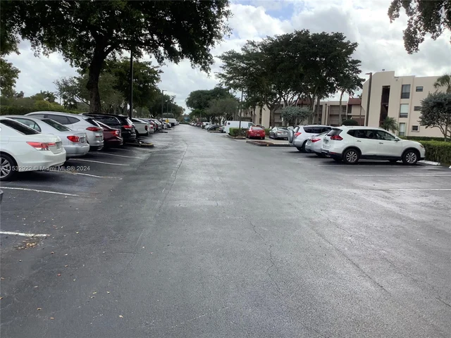 6451 N University Dr # 216, Tamarac FL 33321