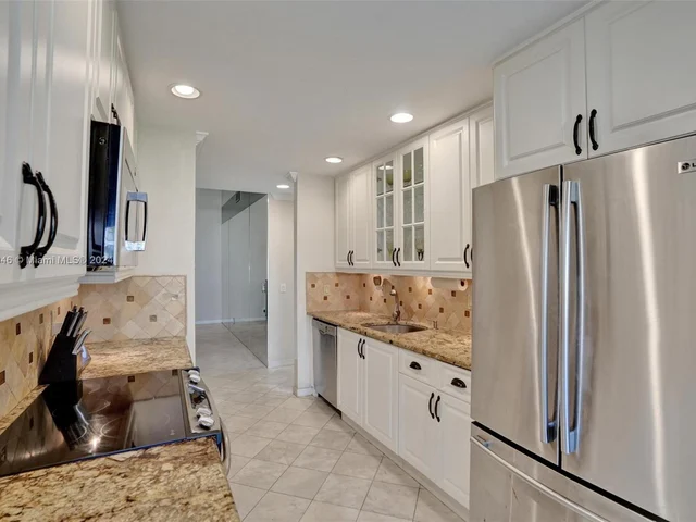 6876 Fountains Cir # 6876, Lake Worth FL 33467