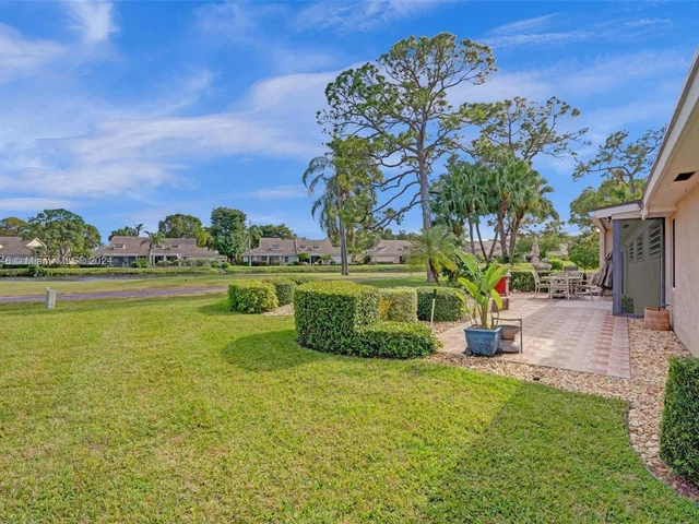 6876 Fountains Cir # 6876, Lake Worth FL 33467