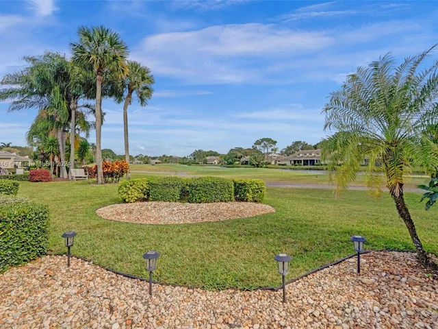 6876 Fountains Cir # 6876, Lake Worth FL 33467
