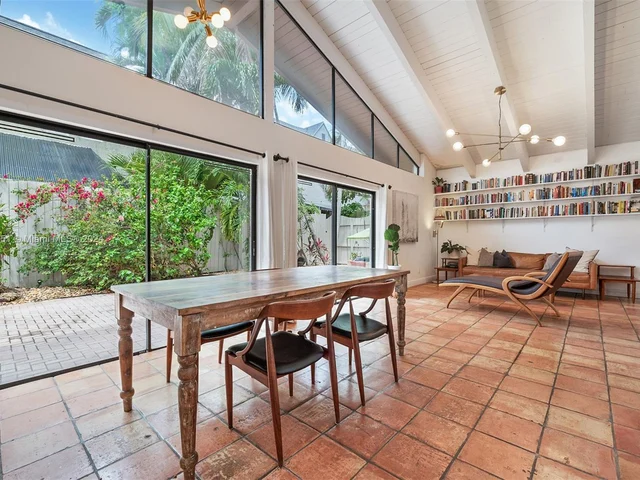 3154 Mary Street # 4, Miami FL 33133