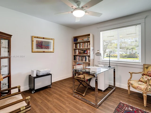 7485 SW 159th Ter, Palmetto Bay FL 33157